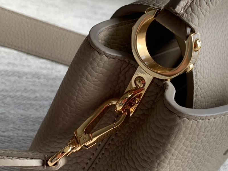 LV Capucines Bags 4365H-0098