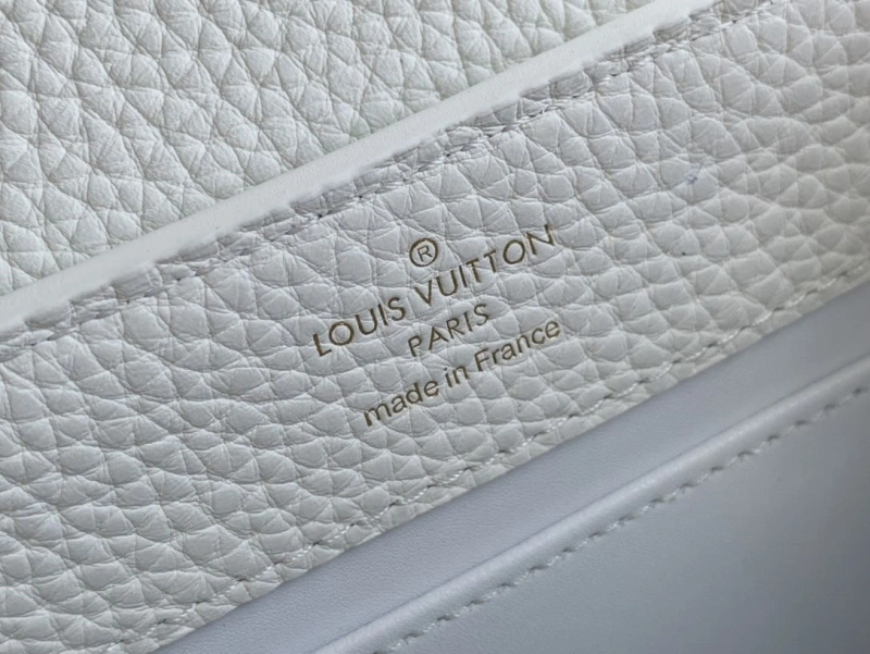 LV Capucines Bags 4365H-0100