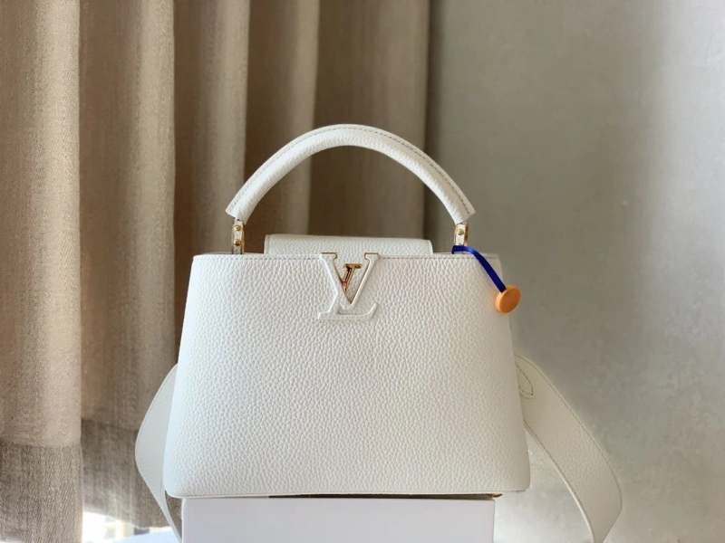 LV Capucines Bags 4365H-0107