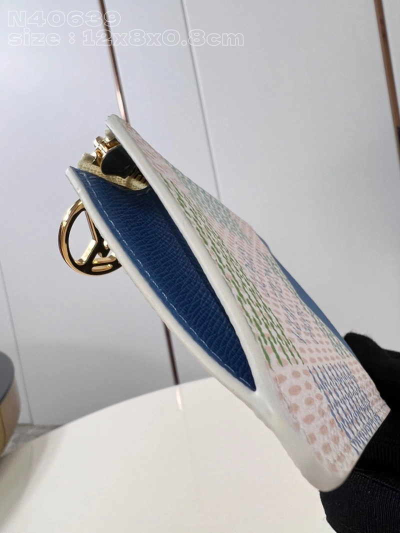 LV Wallets 4365H-0179