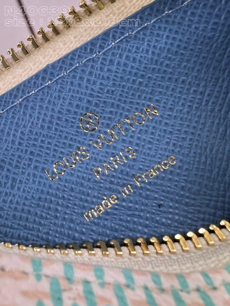 LV Wallets 4365H-0179