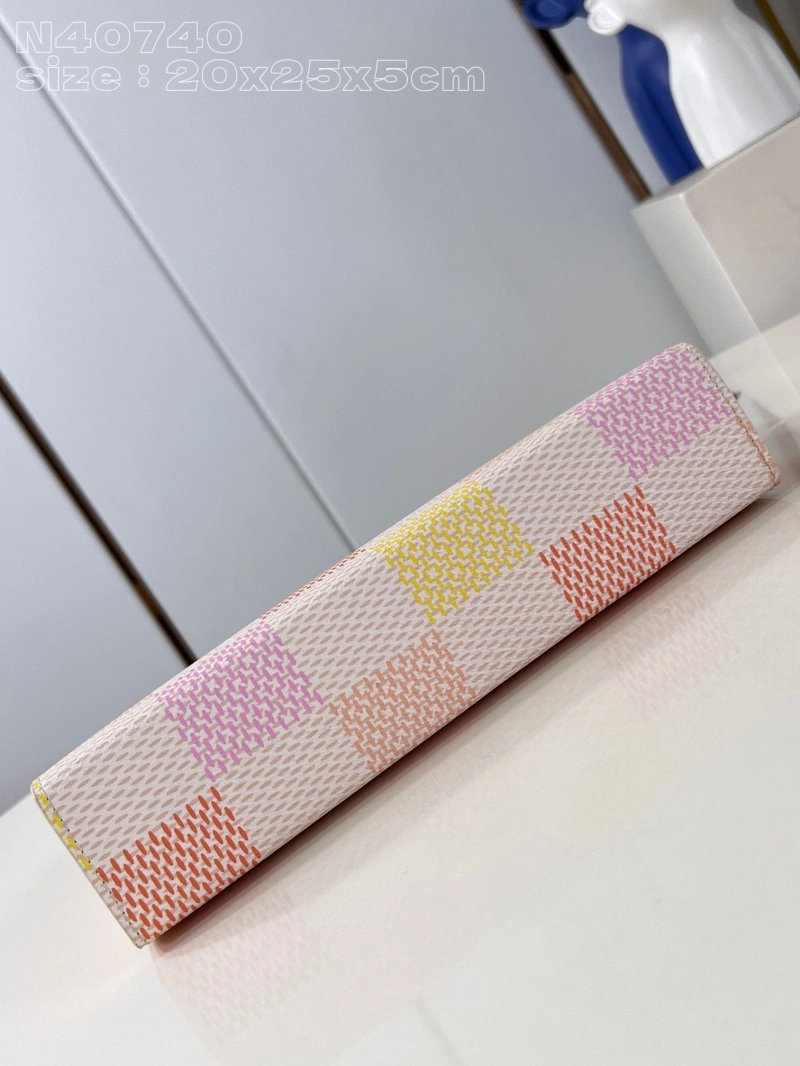 LV Clutch Bags 4365H-0184