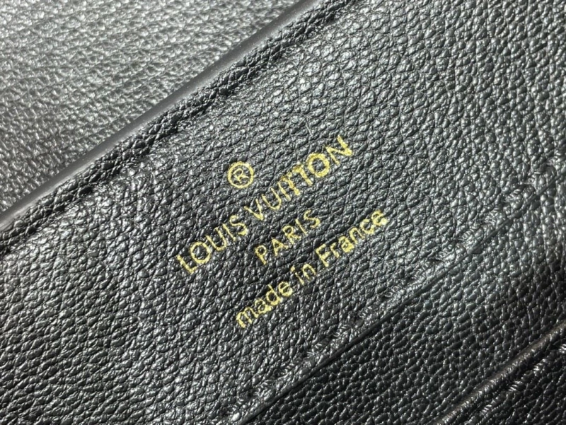 LV Capucines Bags 4365H-0247