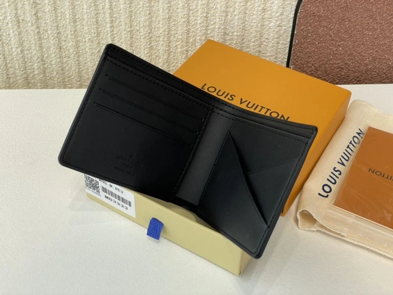 LV Wallets 4365H-0348