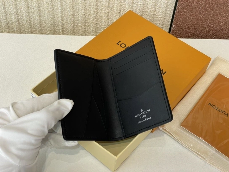 LV Wallets 4365H-0349
