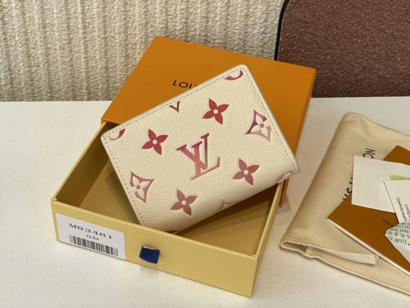 LV Wallets 4365H-0522