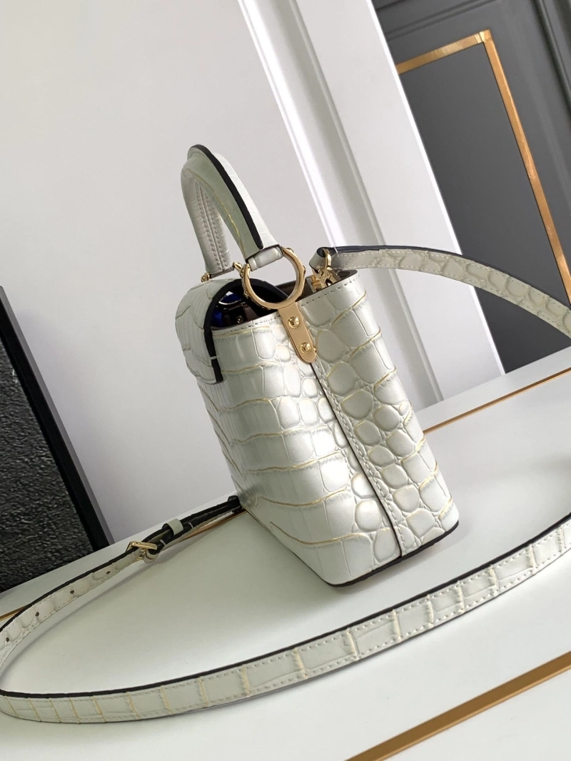LV Capucines Bags 4365H-0537