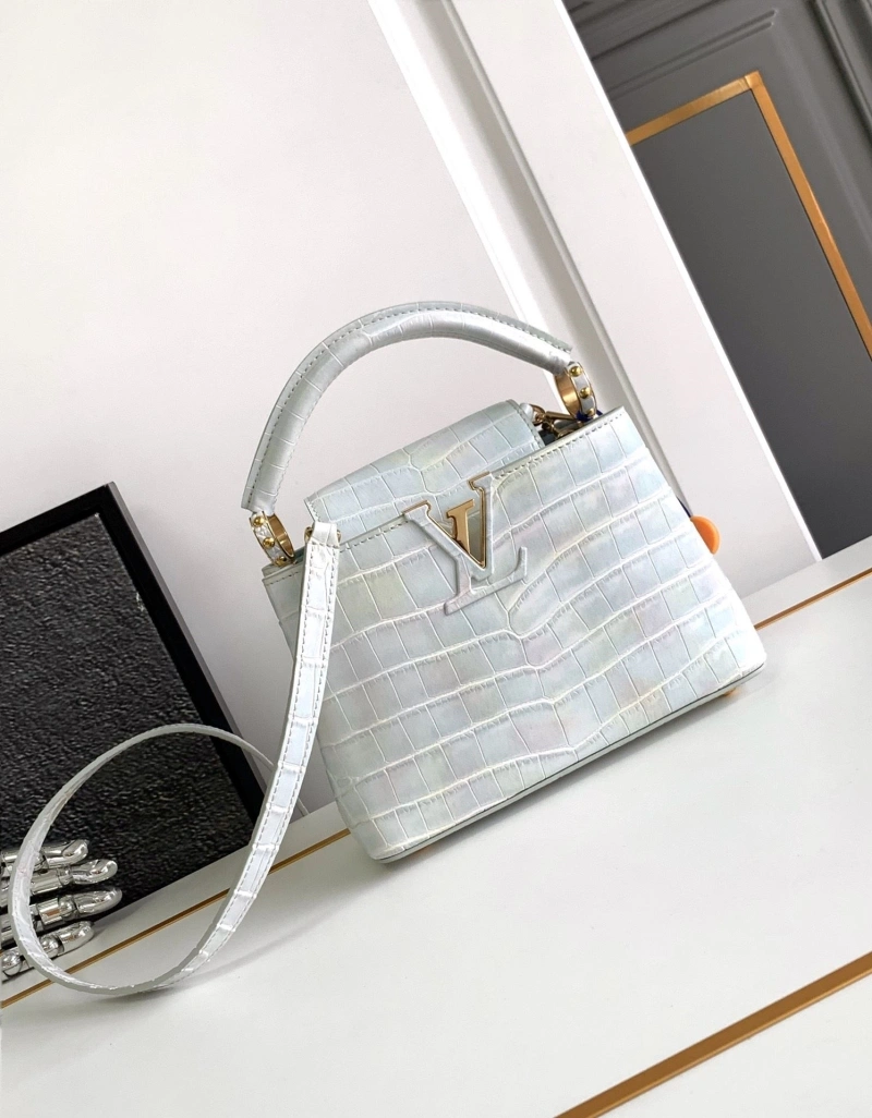 LV Capucines Bags 4365H-0539
