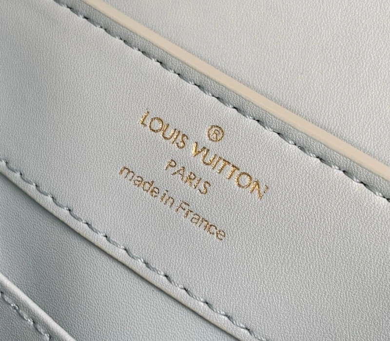 LV Capucines Bags 4365H-0539