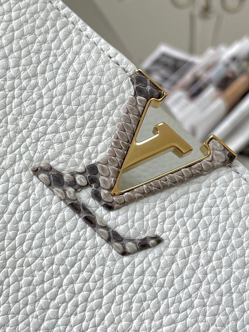 LV Capucines Bags 4365H-0546