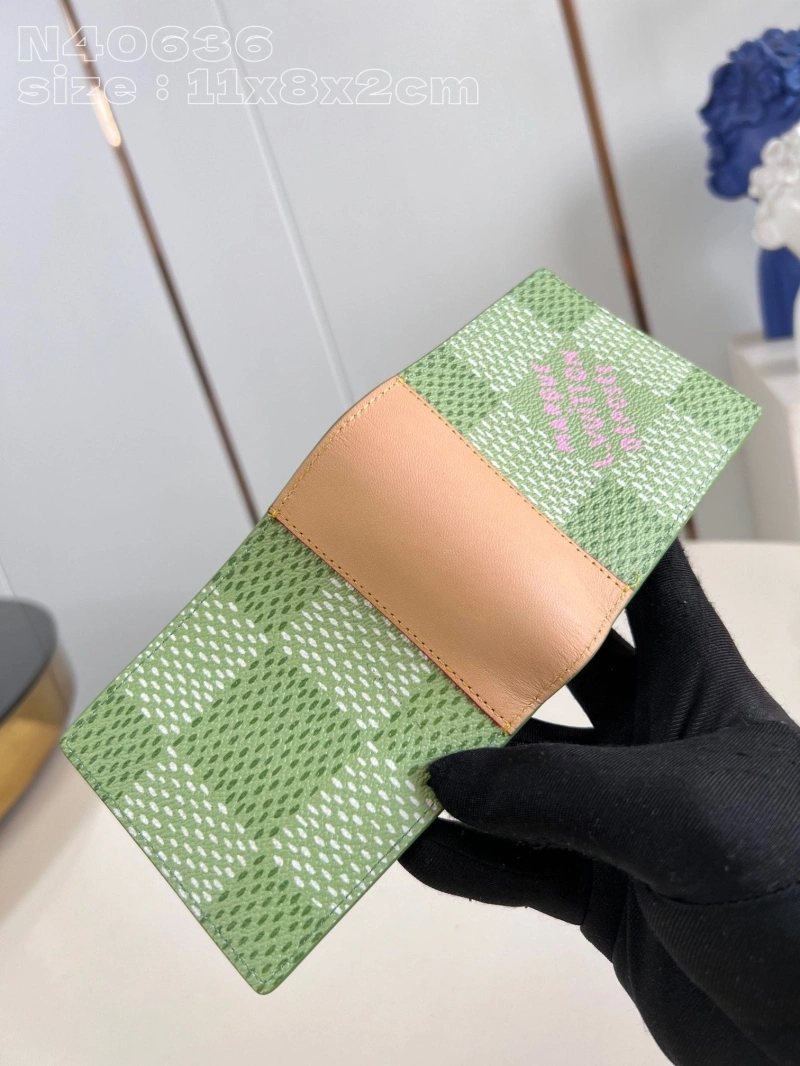 LV Wallets 4365H-0610