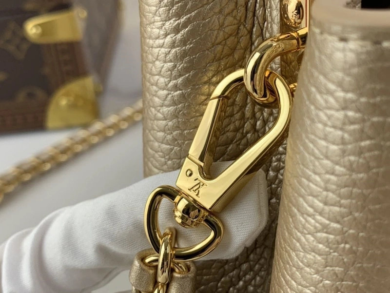 LV Capucines Bags 4365H-0670