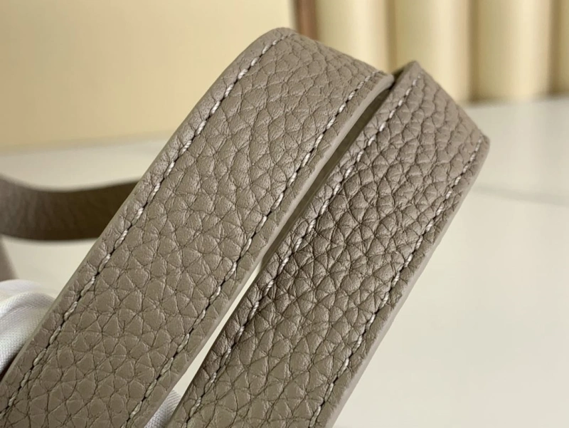 LV Capucines Bags 4365I-0019