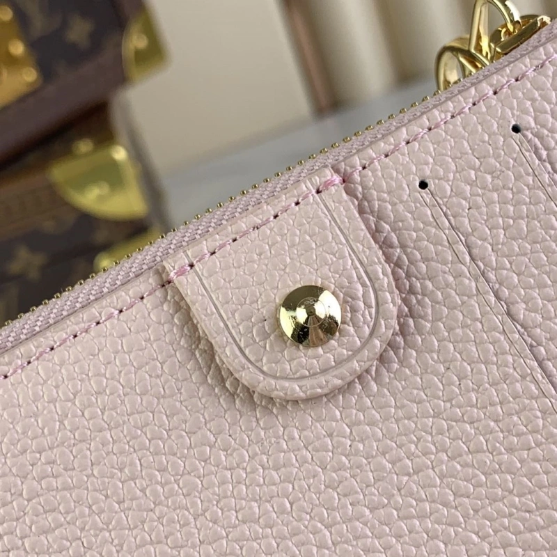 LV Wallets 4365I-0081