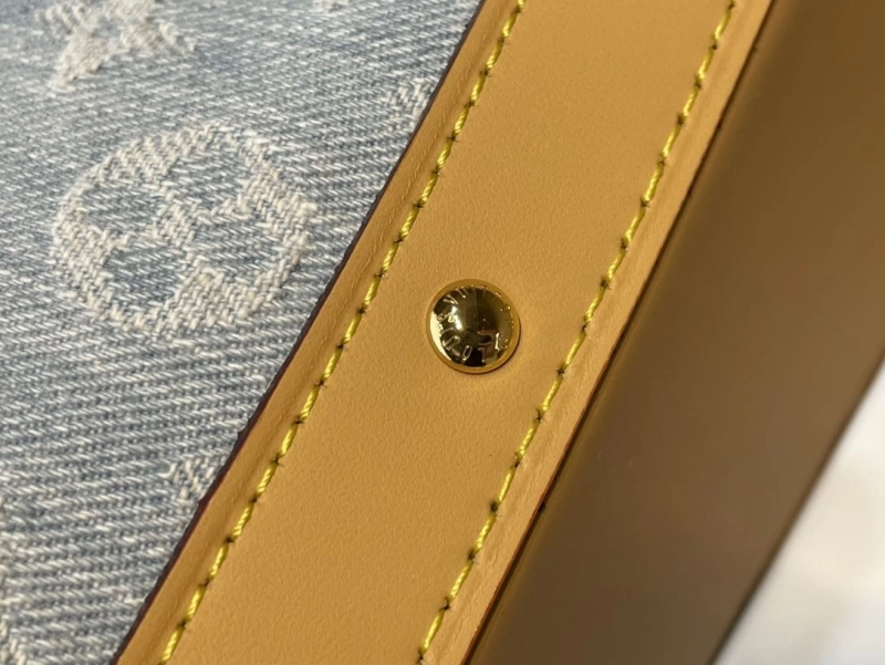 LV Clutch Bags 4365I-0236
