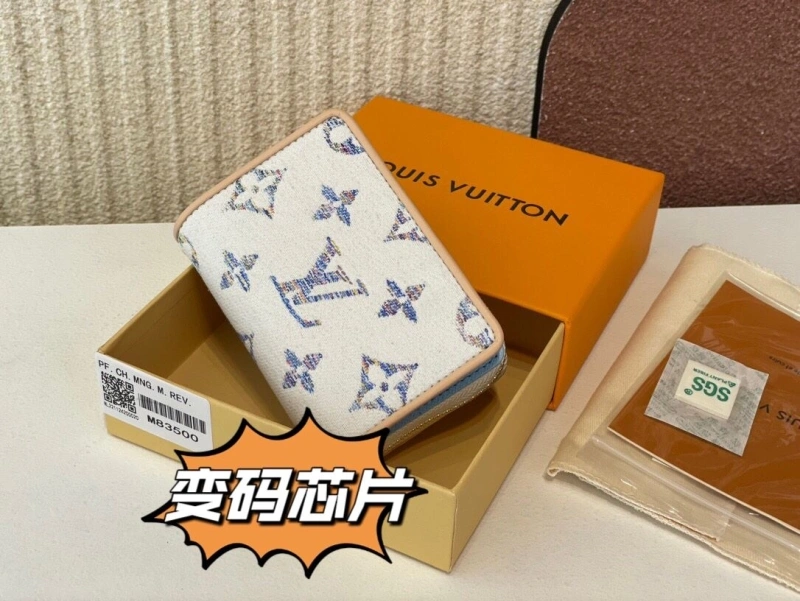 LV Wallets 4365I-0239