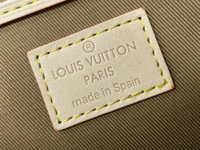 LV Backpacks 4365I-0353