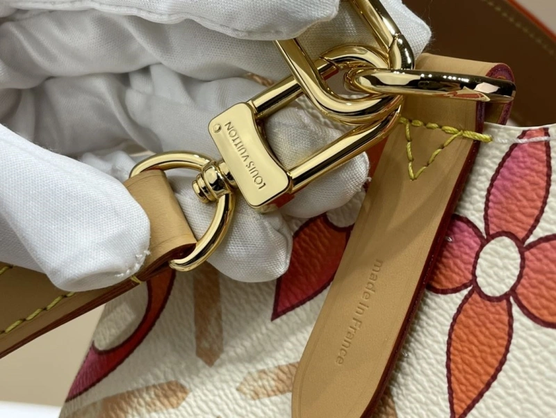 LV Bucket Bags 4365I-0358