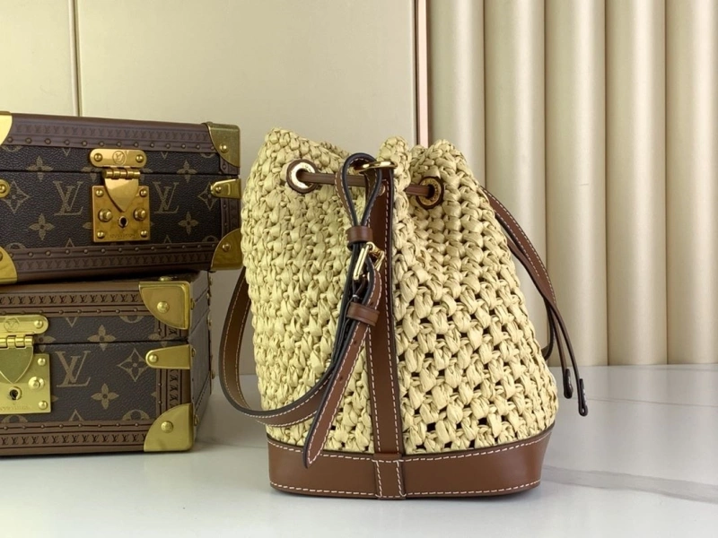 LV Bucket Bags 4365I-0439