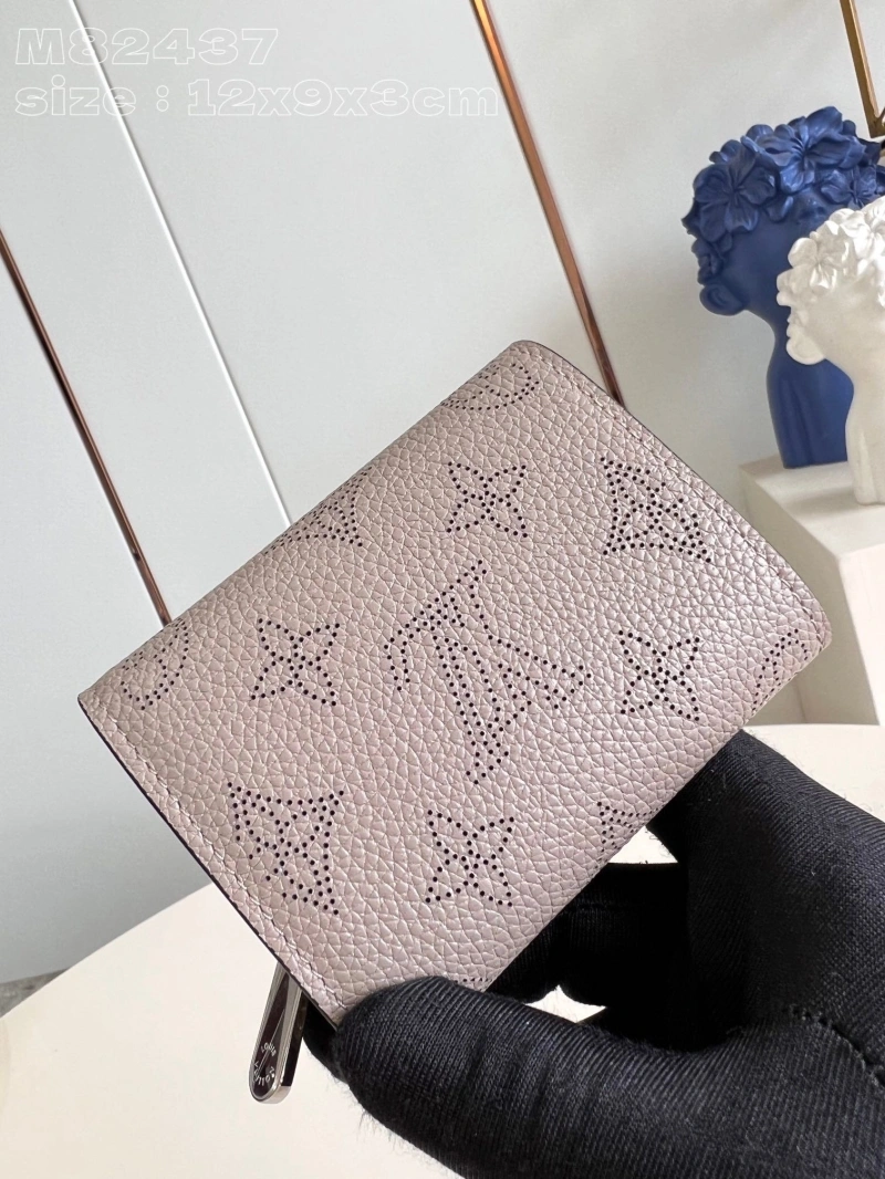LV Wallets 4365I-0464