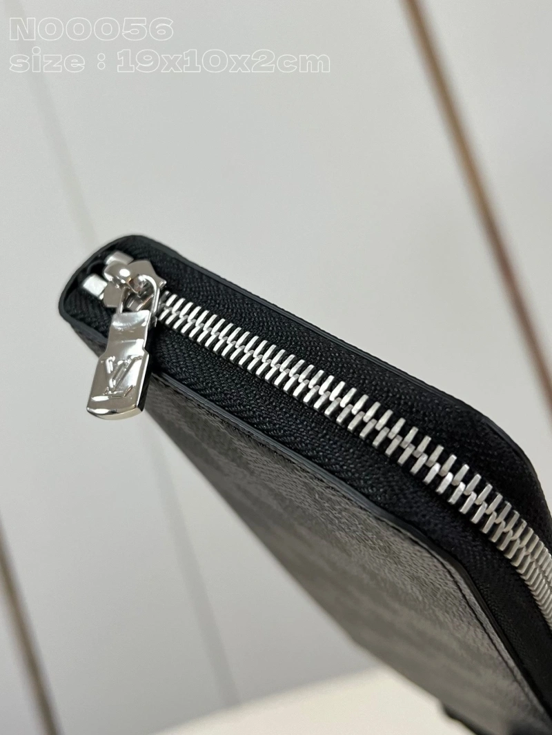 LV Wallets 4365I-0670