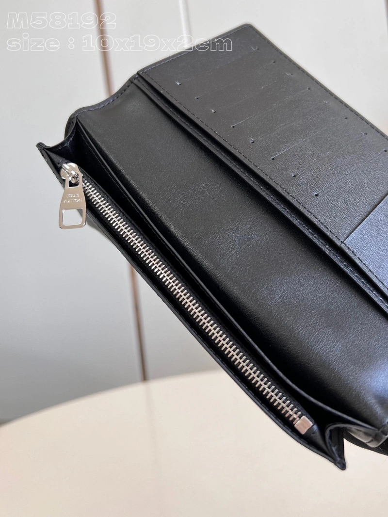 LV Wallets 4365I-0703