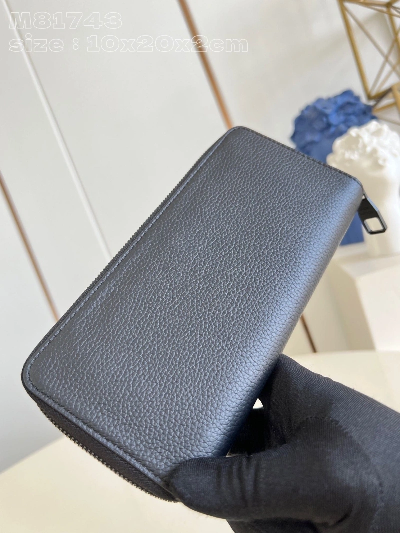 LV Wallets 4365I-0712