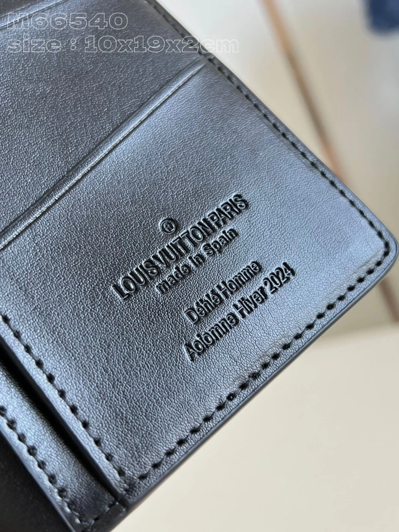 LV Wallets 4365I-0746