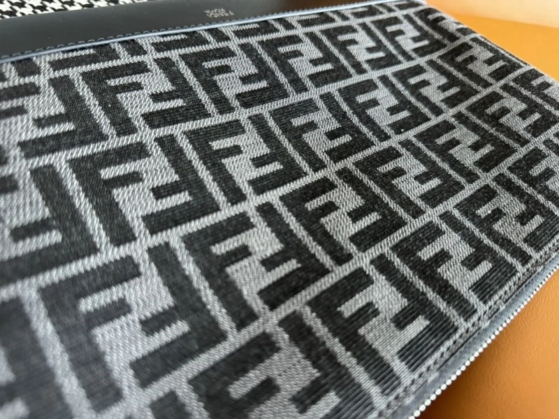 F**di satchel bags 4370-0302