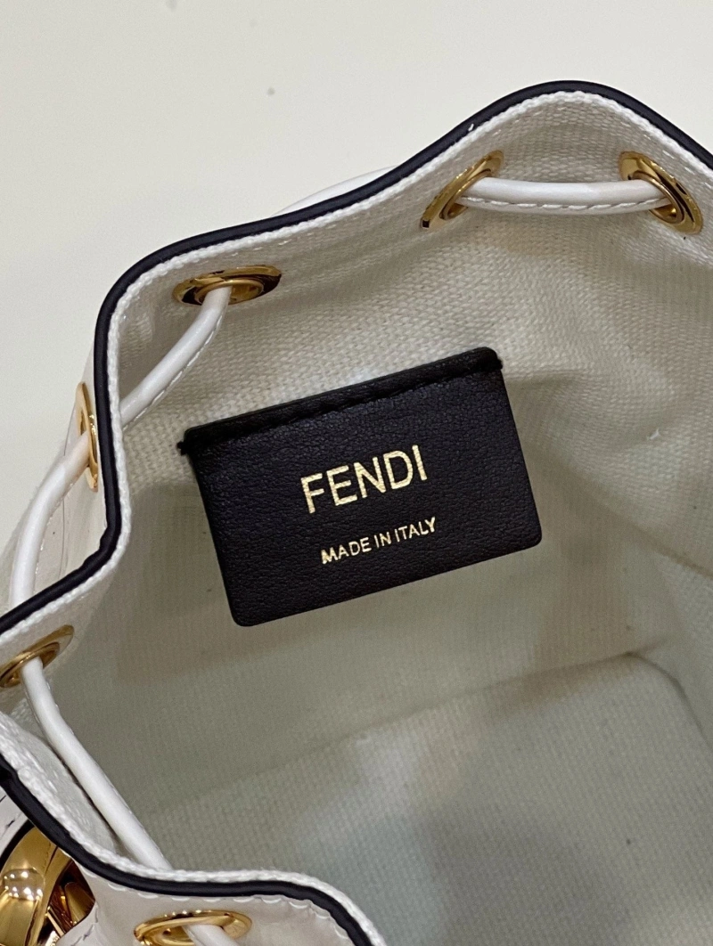 F**di bucket bags 4370-0312