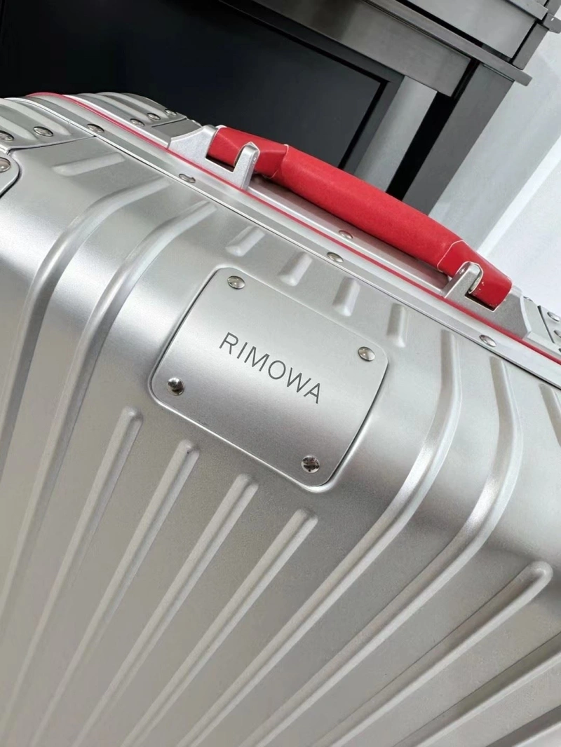 R1m0wa suitcase 4461-0418